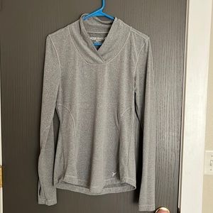 Long-sleeve Shirt, Activewear